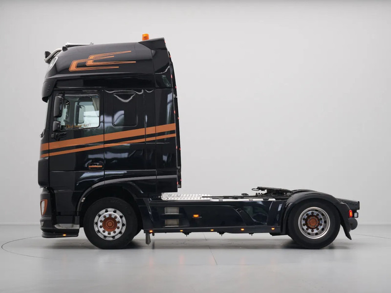 DAF XF 460 FT Super Space Cab, Intarder - Tahač: obrázek 2 DAF XF 460 FT Super Space Cab, Intarder - Tahač: obrázek 2