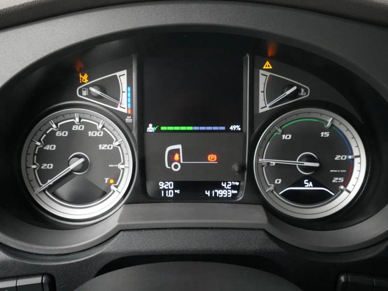 Tahač DAF XF 480 FT Super Space Cab, 2x Tanks: obrázek 15 Tahač DAF XF 480 FT Super Space Cab, 2x Tanks: obrázek 15