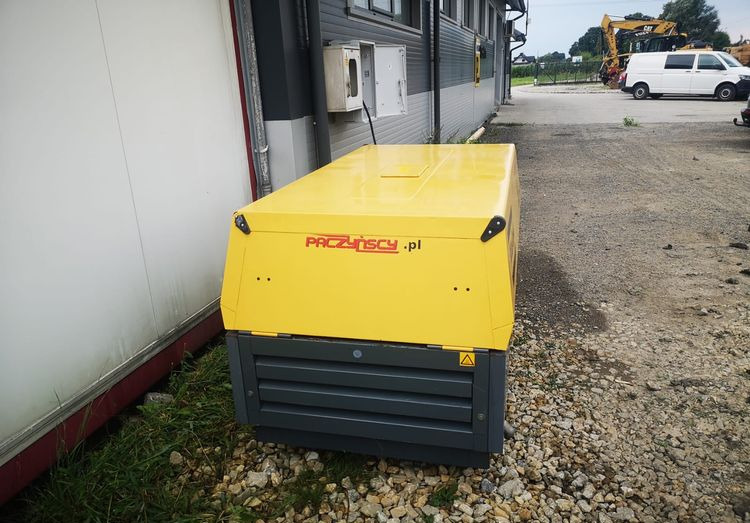Agregat prądotwórczy Atlas Copco QAX 20 2005 Agregat (Genrtator) prądotwórczy Atlas Copco - Elektrický generátor: obrázek 4 Agregat prądotwórczy Atlas Copco QAX 20 2005 Agregat (Genrtator) prądotwórczy Atlas Copco - Elektrický generátor: obrázek 4
