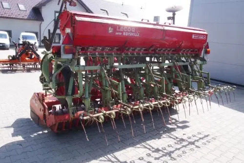 Agregat uprawowo-siewny Kuhn HRB 301 2000 brona aktywna wirująca KUHN NODET - Secí kombinace: obrázek 3 Agregat uprawowo-siewny Kuhn HRB 301 2000 brona aktywna wirująca KUHN NODET - Secí kombinace: obrázek 3