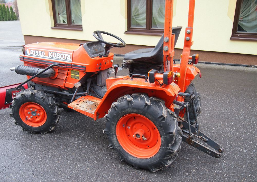 Ciągnik Kubota B1550 1994 traktorek KUBOTA 4x4 19KM - Traktor: obrázek 5 Ciągnik Kubota B1550 1994 traktorek KUBOTA 4x4 19KM - Traktor: obrázek 5