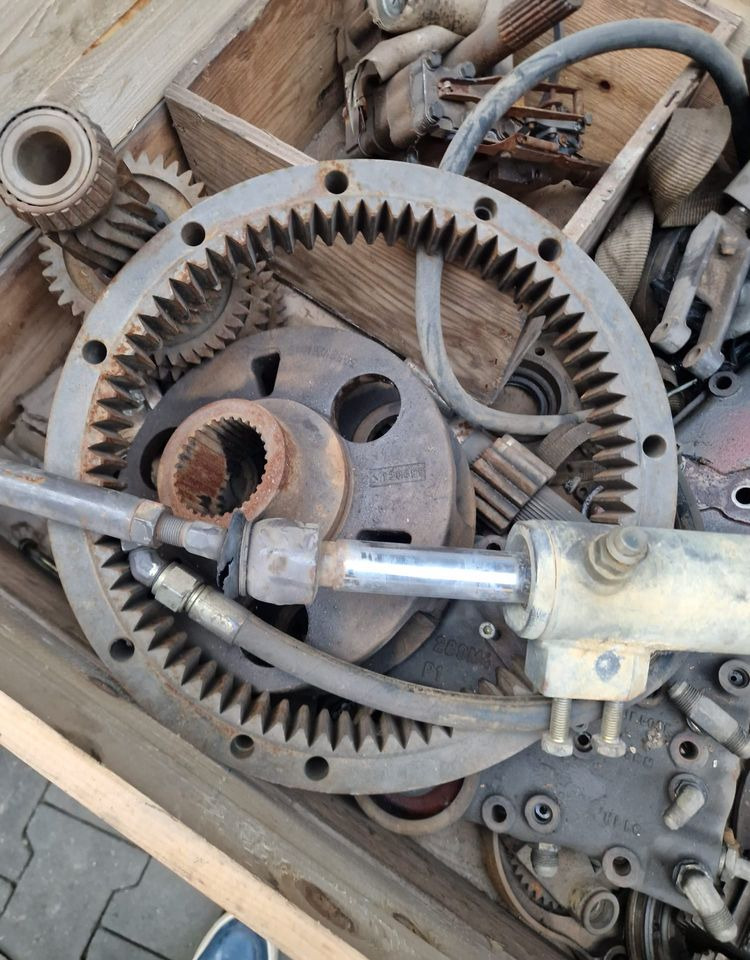 Części do Ciągnika Massey Ferguson MF 3000, 6000 Części do skrzyni biegów - Převodovka a díly pro Zemědělská technika: obrázek 2 Części do Ciągnika Massey Ferguson MF 3000, 6000 Części do skrzyni biegów - Převodovka a díly pro Zemědělská technika: obrázek 2