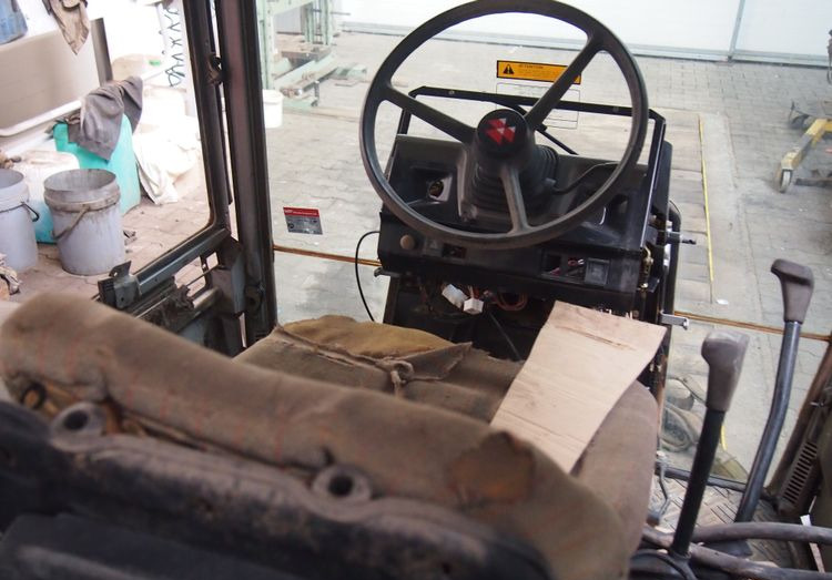 Części do Ciągnika Massey Ferguson MF 3050, 3060, 3070, 3080, 3090 Kabina do Massey Ferguson serii 30.. , 31.. , 36.. - Kabina pro Zemědělská technika: obrázek 3 Części do Ciągnika Massey Ferguson MF 3050, 3060, 3070, 3080, 3090 Kabina do Massey Ferguson serii 30.. , 31.. , 36.. - Kabina pro Zemědělská technika: obrázek 3