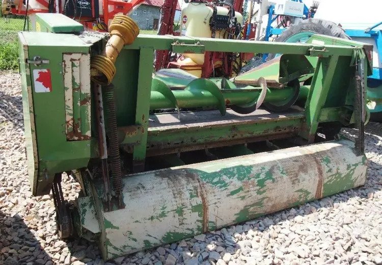 Heder John deere do kukurydzy 4 rzędowy claas john deere - Adaptér na kukuřici: obrázek 4 Heder John deere do kukurydzy 4 rzędowy claas john deere - Adaptér na kukuřici: obrázek 4