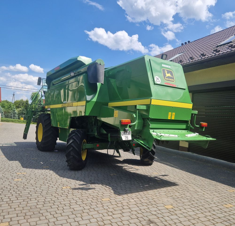 Kombajn zbożawy John deere 2254 2000 Kombajn John Deere JD - Sklízecí mlátička: obrázek 4 Kombajn zbożawy John deere 2254 2000 Kombajn John Deere JD - Sklízecí mlátička: obrázek 4