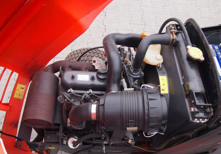 Kosiarka traktorek Kubota G2160 diesel 2004 Kosiarka traktorek KUBOTA - Sekačka na trávu: obrázek 5 Kosiarka traktorek Kubota G2160 diesel 2004 Kosiarka traktorek KUBOTA - Sekačka na trávu: obrázek 5