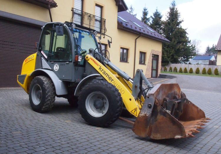 Ładowarka Wacker 346 2014 Ładowarka Kramer-Wacker 850 - Kolový nakladač: obrázek 1 Ładowarka Wacker 346 2014 Ładowarka Kramer-Wacker 850 - Kolový nakladač: obrázek 1