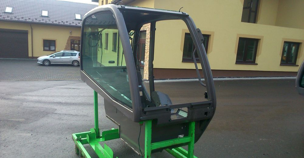 Ładowarka teleskopowa Manitou MT, MLT 2005 Kabina do Manitou - Kabina pro Manipulační technika: obrázek 5 Ładowarka teleskopowa Manitou MT, MLT 2005 Kabina do Manitou - Kabina pro Manipulační technika: obrázek 5
