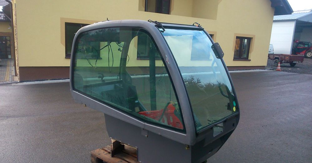 Ładowarka teleskopowa Manitou MT, MLT 2005 Kabina do Manitou - Kabina pro Manipulační technika: obrázek 3 Ładowarka teleskopowa Manitou MT, MLT 2005 Kabina do Manitou - Kabina pro Manipulační technika: obrázek 3
