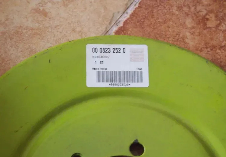 Osłona Claas ROLAND 46 nr 823252.0 - Náhradní díly pro Lis na válcové balíky: obrázek 2 Osłona Claas ROLAND 46 nr 823252.0 - Náhradní díly pro Lis na válcové balíky: obrázek 2