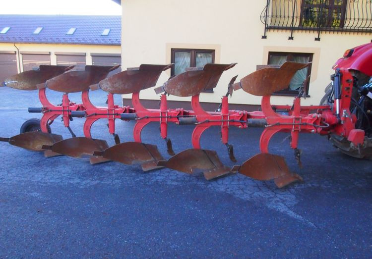 Pług obrotowy GREGOIRE-BESSON RY47 2000 Zabezpieczenie korpusów hydrauliczne - Pluh: obrázek 1 Pług obrotowy GREGOIRE-BESSON RY47 2000 Zabezpieczenie korpusów hydrauliczne - Pluh: obrázek 1
