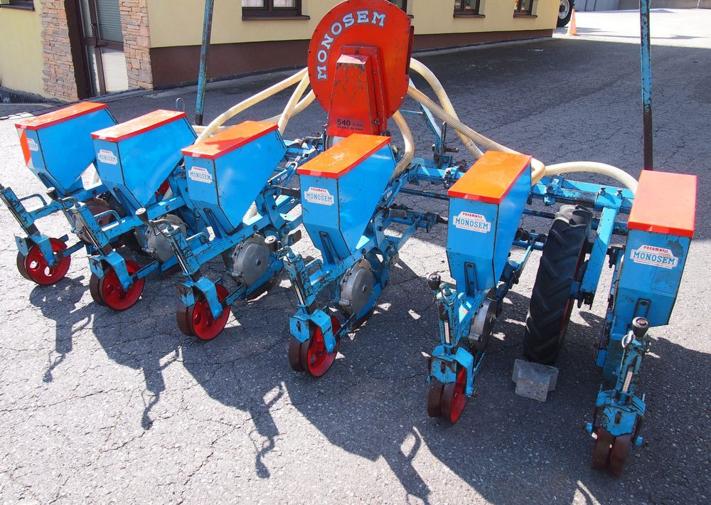 Siewnik Monosem do kukurydzy ,buraków i słonecznika - Přesný secí stroj: obrázek 5 Siewnik Monosem do kukurydzy ,buraków i słonecznika - Přesný secí stroj: obrázek 5