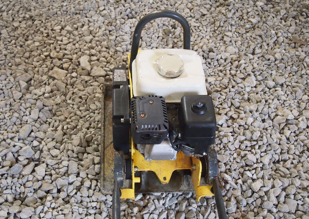 Ubijarka Bomag BVP 18/45 2019 Zagęszczarka Bomag 91 - Vibrační deska: obrázek 2 Ubijarka Bomag BVP 18/45 2019 Zagęszczarka Bomag 91 - Vibrační deska: obrázek 2