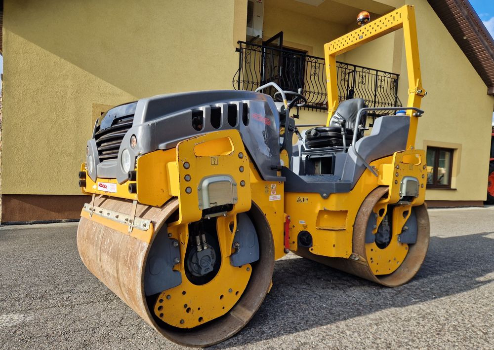 Walec Hamm HD14VV 2014 Walec HAMM HD 14VV silnik KUBOTA - Válec: obrázek 2 Walec Hamm HD14VV 2014 Walec HAMM HD 14VV silnik KUBOTA - Válec: obrázek 2