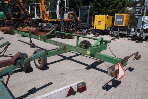 Wózek do kombajnu Sam 4-5m Wózek pod heder John Deere - Podvozek pro žací vály: obrázek 1 Wózek do kombajnu Sam 4-5m Wózek pod heder John Deere - Podvozek pro žací vály: obrázek 1