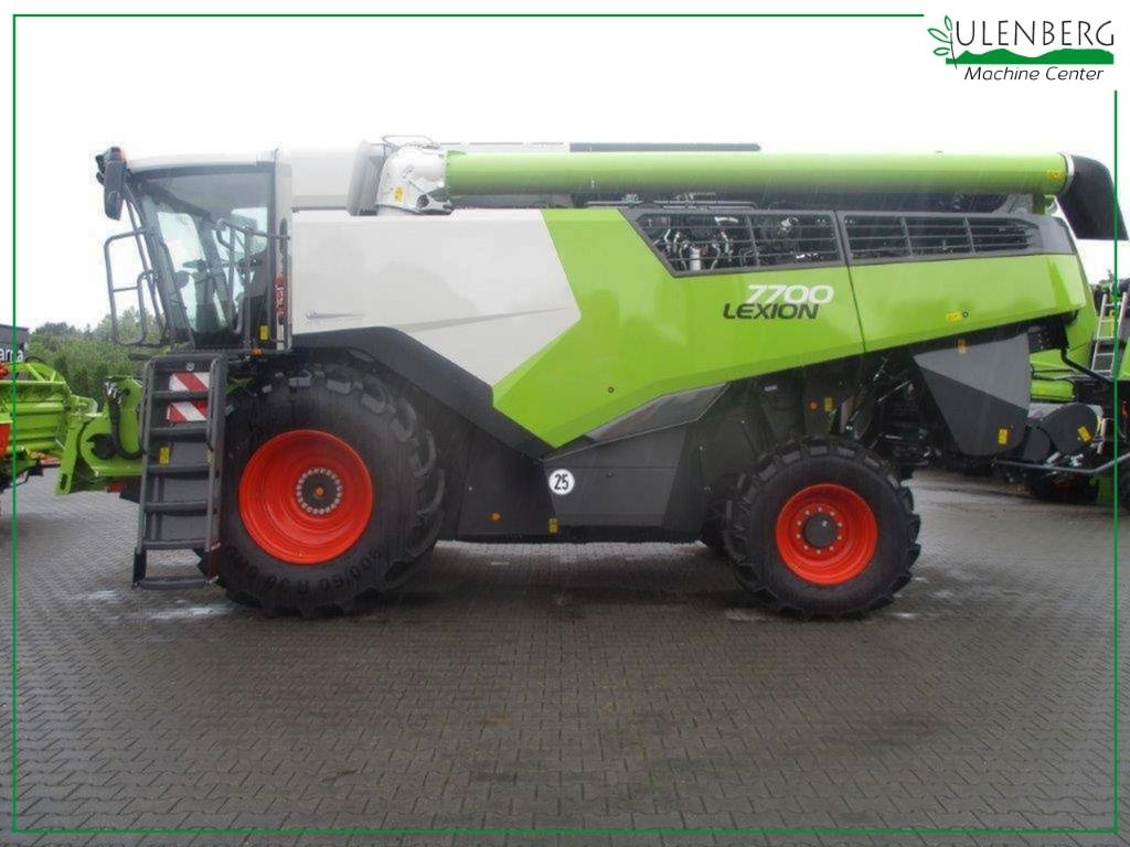 Claas LEXION 7700 - Sklízecí mlátička: obrázek 3 Claas LEXION 7700 - Sklízecí mlátička: obrázek 3