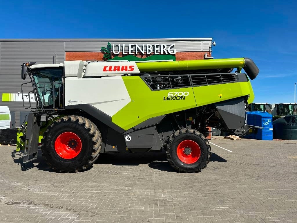 Claas Lexion 6700 - Sklízecí mlátička: obrázek 4 Claas Lexion 6700 - Sklízecí mlátička: obrázek 4
