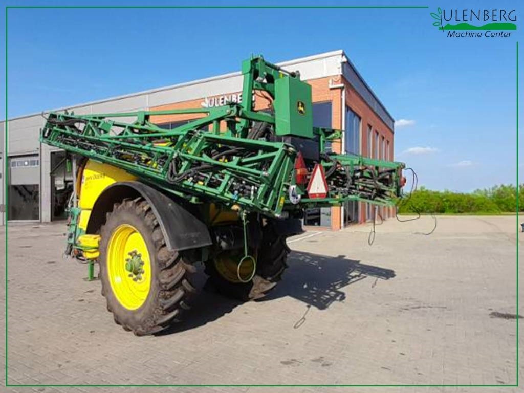 John Deere M 740  - Tažený postřikovač: obrázek 1 John Deere M 740  - Tažený postřikovač: obrázek 1