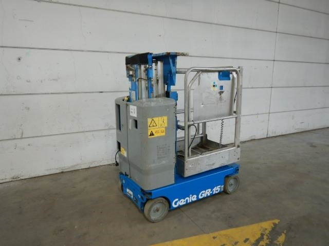 Genie GR15 - Vertikální sloupový výtah: obrázek 4 Genie GR15 - Vertikální sloupový výtah: obrázek 4