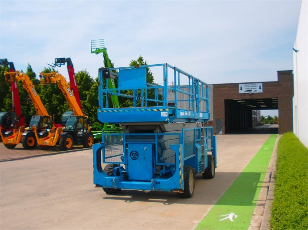 Genie GS5390RT - Nůžková plošina: obrázek 3 Genie GS5390RT - Nůžková plošina: obrázek 3