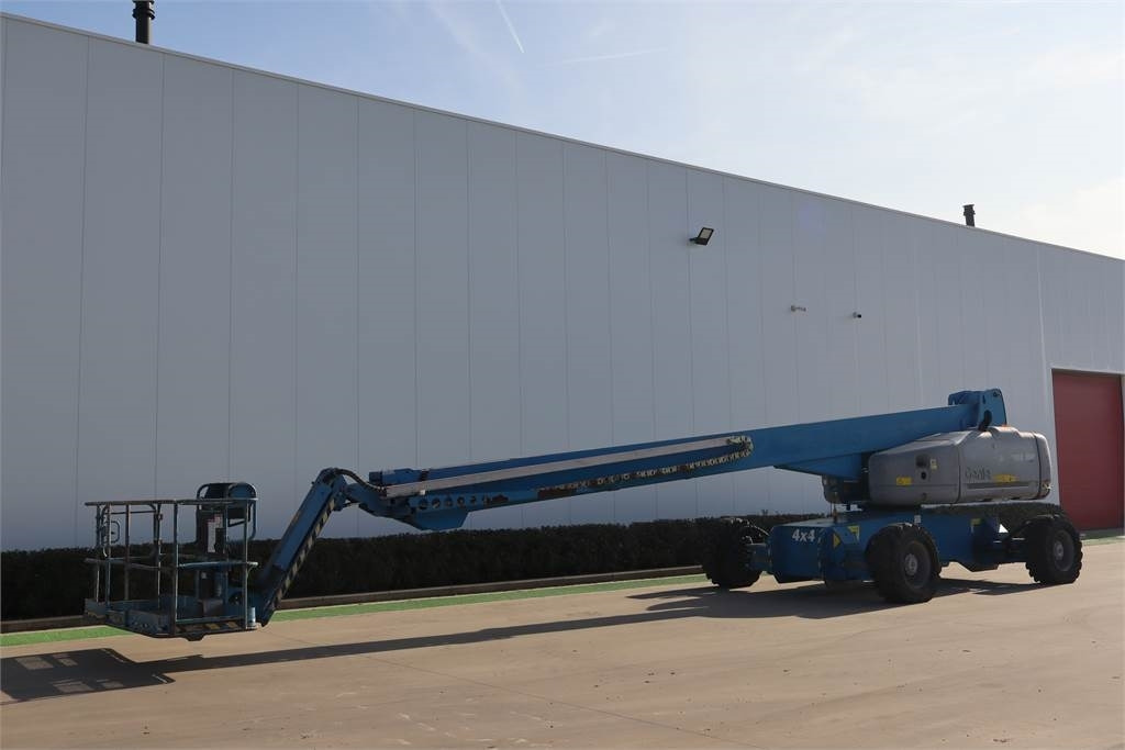 Genie S105 - Teleskopická plošina: obrázek 2 Genie S105 - Teleskopická plošina: obrázek 2