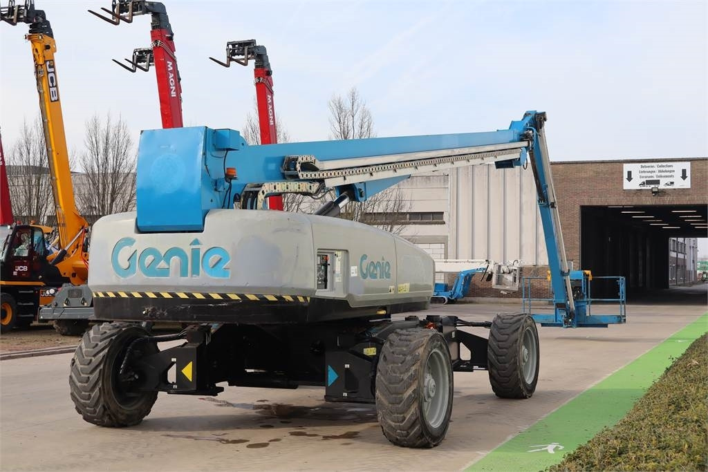 Genie SX135XC - Teleskopická plošina: obrázek 4 Genie SX135XC - Teleskopická plošina: obrázek 4