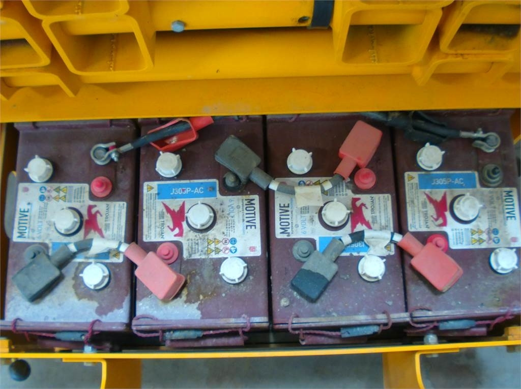 Haulotte Compact 14 - Nůžková plošina: obrázek 5 Haulotte Compact 14 - Nůžková plošina: obrázek 5