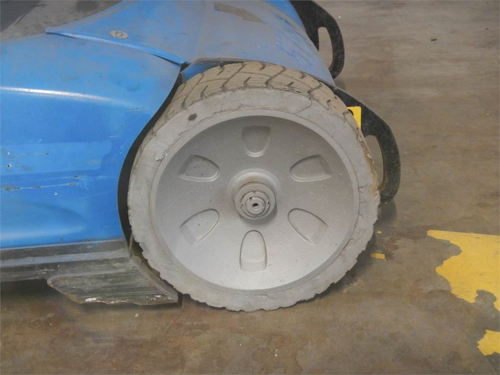 Vertikální sloupový výtah Manitou 100VJR: obrázek 12