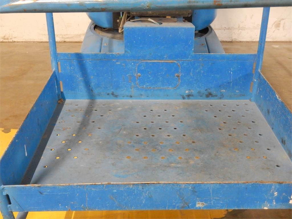Vertikální sloupový výtah Manitou 100VJR: obrázek 11