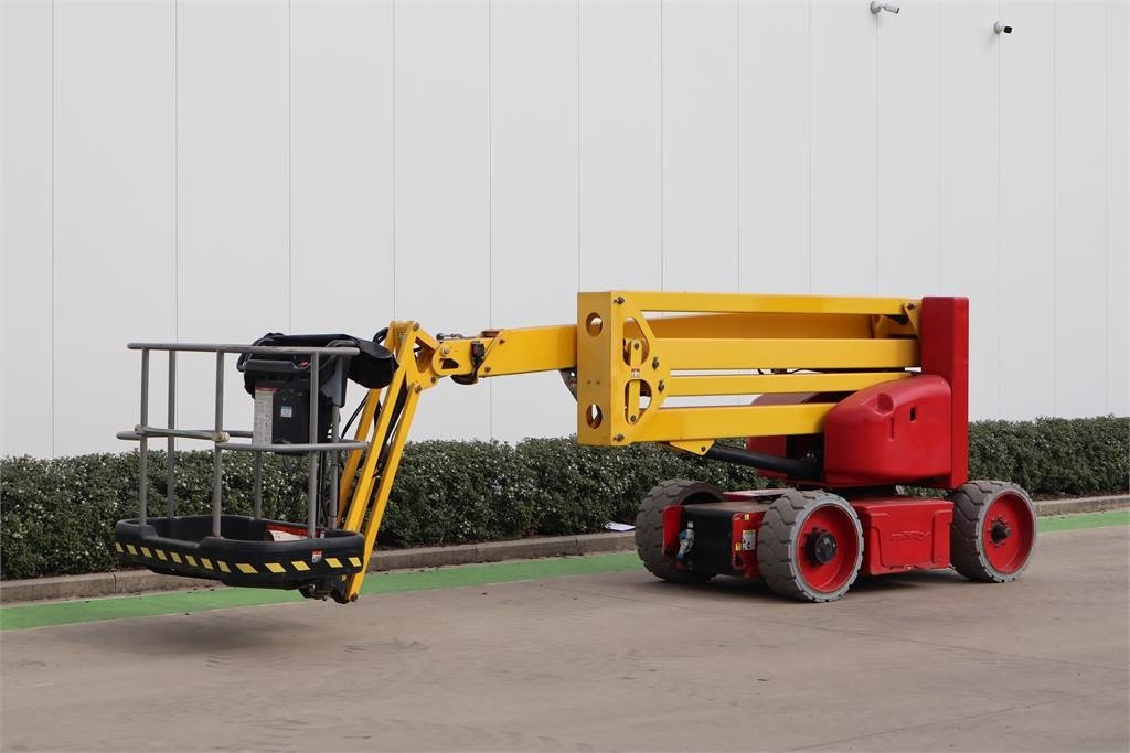 Niftylift HR17NE - Kloubová plošina: obrázek 2 Niftylift HR17NE - Kloubová plošina: obrázek 2
