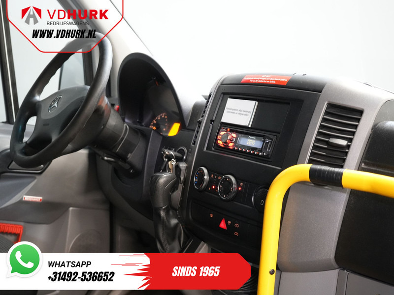 Mercedes-Benz Sprinter 313 2.2 CDI Aut. L2H2 € 10.648 Incl. BTW EXPORT Combi/ 9 Persoons/ Kombi/ 9P/ Airco/ Rolstoellift/ Electr. deur/ - Minibus, Mikrobus: obrázek 3 Mercedes-Benz Sprinter 313 2.2 CDI Aut. L2H2 € 10.648 Incl. BTW EXPORT Combi/ 9 Persoons/ Kombi/ 9P/ Airco/ Rolstoellift/ Electr. deur/ - Minibus, Mikrobus: obrázek 3