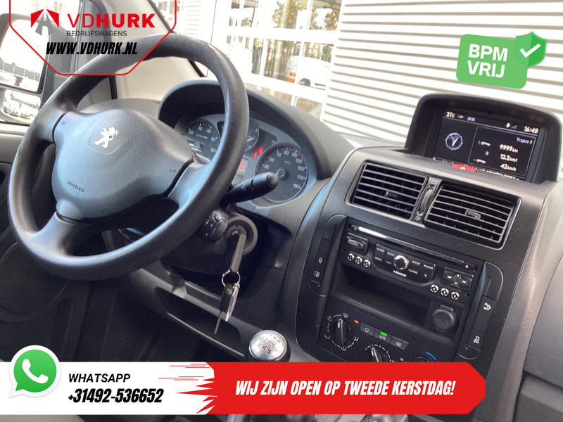 Peugeot Expert 2.0 HDI 130 pk L2 Dubbel Cabine DC EXPORT Airco/ Cruise/ Navi/ PDC/ Trekhaak - Malá dodávka, Dodávka s dvojitou kabinou: obrázek 3 Peugeot Expert 2.0 HDI 130 pk L2 Dubbel Cabine DC EXPORT Airco/ Cruise/ Navi/ PDC/ Trekhaak - Malá dodávka, Dodávka s dvojitou kabinou: obrázek 3