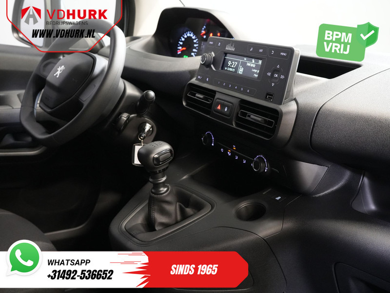 Peugeot Partner 1.2 PureTech 110 pk BPM VRIJ/ BENZINE/ PDC/ Cruise/ Airco - Malá dodávka: obrázek 3 Peugeot Partner 1.2 PureTech 110 pk BPM VRIJ/ BENZINE/ PDC/ Cruise/ Airco - Malá dodávka: obrázek 3