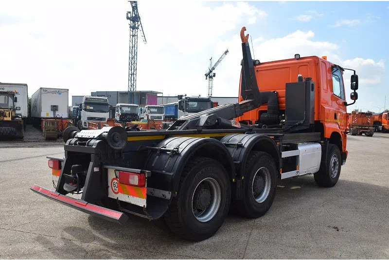 DAF CF 460 - Hákový nosič kontejnerů: obrázek 5 DAF CF 460 - Hákový nosič kontejnerů: obrázek 5