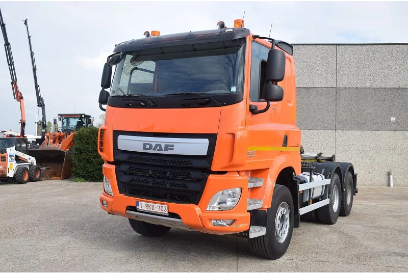DAF CF 460 - Hákový nosič kontejnerů: obrázek 2 DAF CF 460 - Hákový nosič kontejnerů: obrázek 2