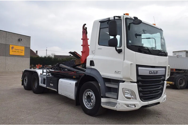 DAF CF 460 - Hákový nosič kontejnerů: obrázek 5 DAF CF 460 - Hákový nosič kontejnerů: obrázek 5