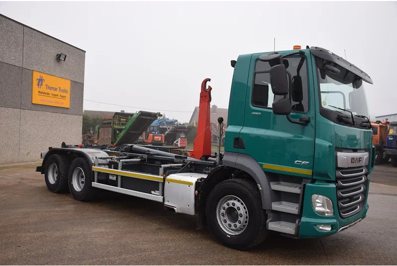 Hákový nosič kontejnerů DAF CF 480: obrázek 5