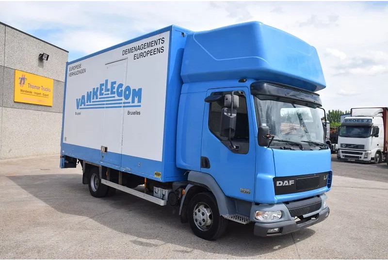 DAF LF 220 LF45 220 - Skříňový nákladní auto: obrázek 4 DAF LF 220 LF45 220 - Skříňový nákladní auto: obrázek 4
