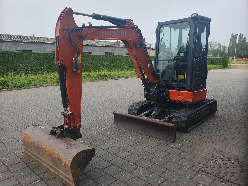 Hitachi ZX33U -5A -CLR - Mini rýpadlo: obrázek 2 Hitachi ZX33U -5A -CLR - Mini rýpadlo: obrázek 2