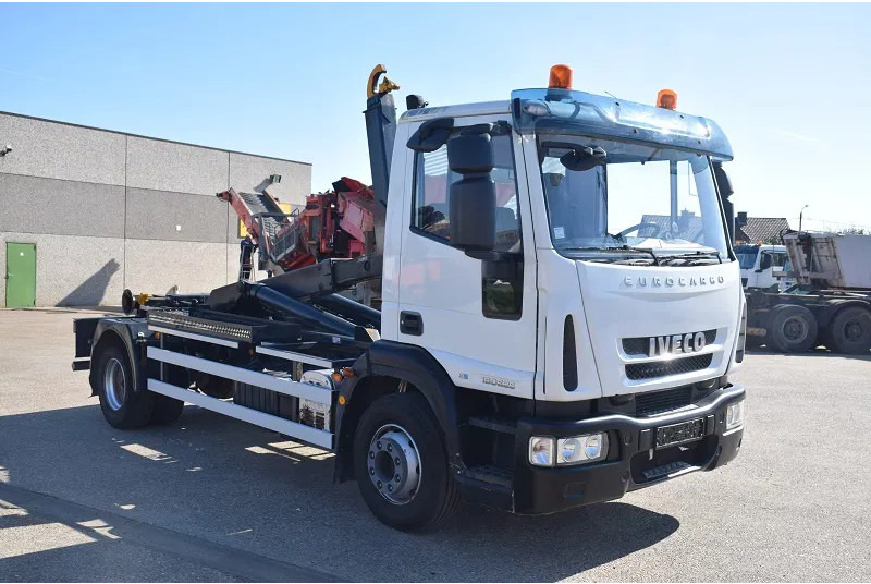 Iveco Iveco Eurocargo 160E25 - Hákový nosič kontejnerů: obrázek 4 Iveco Iveco Eurocargo 160E25 - Hákový nosič kontejnerů: obrázek 4