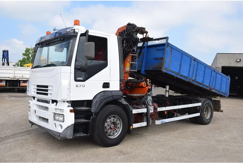 Sklápěč Iveco Stralis 270: obrázek 12
