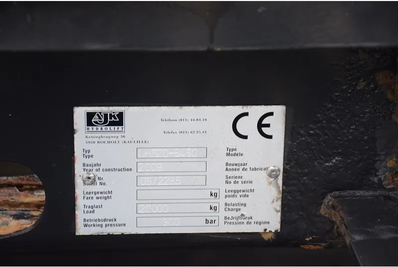 Hákový nosič kontejnerů, Auto s hydraulickou rukou MAN TGS 26.360: obrázek 10