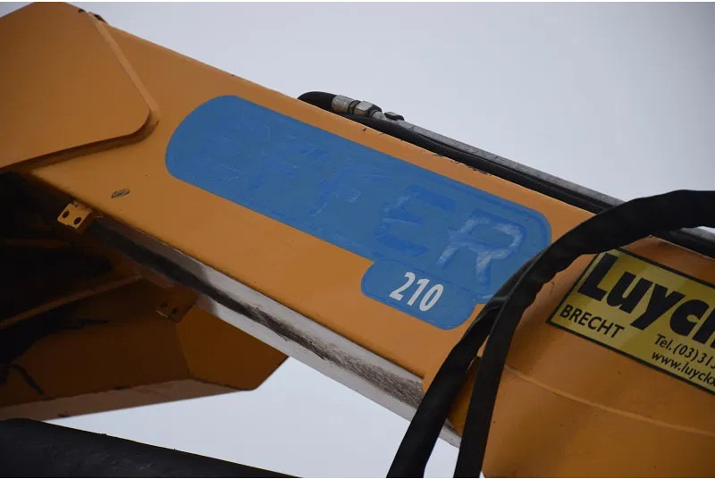 Hákový nosič kontejnerů, Auto s hydraulickou rukou MAN TGS 26.360: obrázek 7