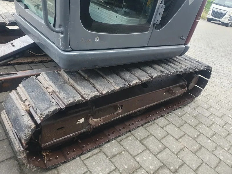 New Holland Kobelco E70 - 8 TON - Mini rýpadlo: obrázek 3 New Holland Kobelco E70 - 8 TON - Mini rýpadlo: obrázek 3