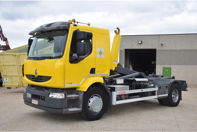 Renault Midlum 270 - Hákový nosič kontejnerů: obrázek 1 Renault Midlum 270 - Hákový nosič kontejnerů: obrázek 1