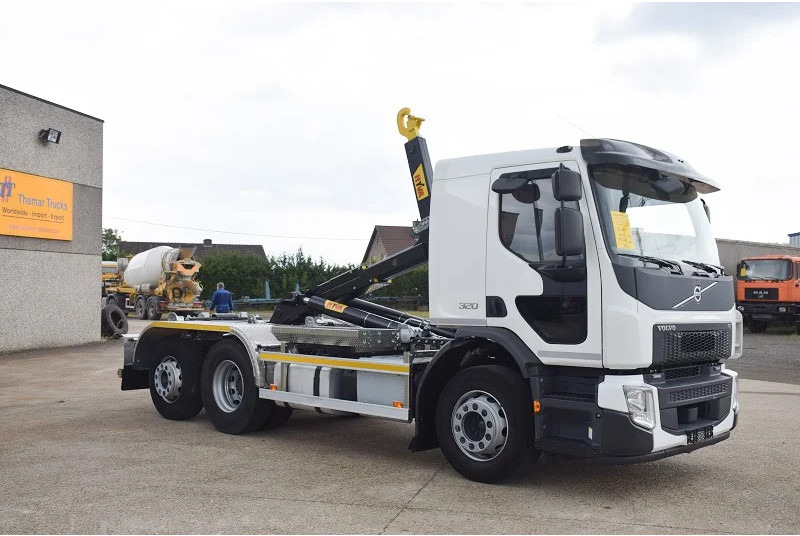 Volvo FE 320 - Hákový nosič kontejnerů: obrázek 4 Volvo FE 320 - Hákový nosič kontejnerů: obrázek 4
