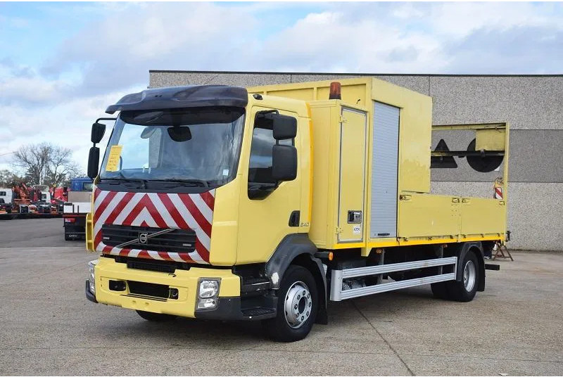 Volvo FL 250 - Nákladní automobil valníkový/ Plošinový: obrázek 2 Volvo FL 250 - Nákladní automobil valníkový/ Plošinový: obrázek 2