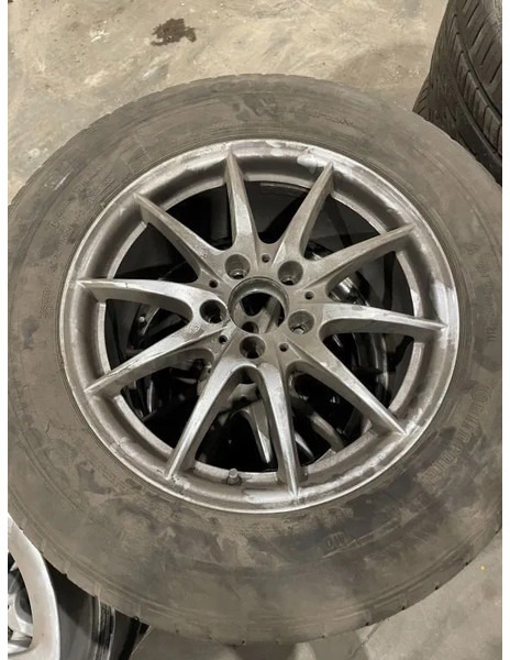 Continental Continental banden met velgen 235/65 R17 - Pneumatiky a ráfky pro Osobní auto: obrázek 2 Continental Continental banden met velgen 235/65 R17 - Pneumatiky a ráfky pro Osobní auto: obrázek 2