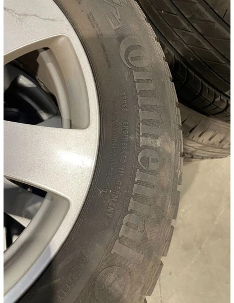 Continental Mercedes velgen met Continental banden 235/60 R17 102H M+S - Pneumatiky a ráfky pro Osobní auto: obrázek 2 Continental Mercedes velgen met Continental banden 235/60 R17 102H M+S - Pneumatiky a ráfky pro Osobní auto: obrázek 2