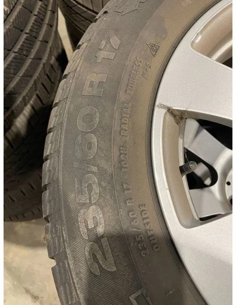 Continental Mercedes velgen met Continental banden 235/60 R17 102H M+S - Pneumatiky a ráfky pro Osobní auto: obrázek 3 Continental Mercedes velgen met Continental banden 235/60 R17 102H M+S - Pneumatiky a ráfky pro Osobní auto: obrázek 3